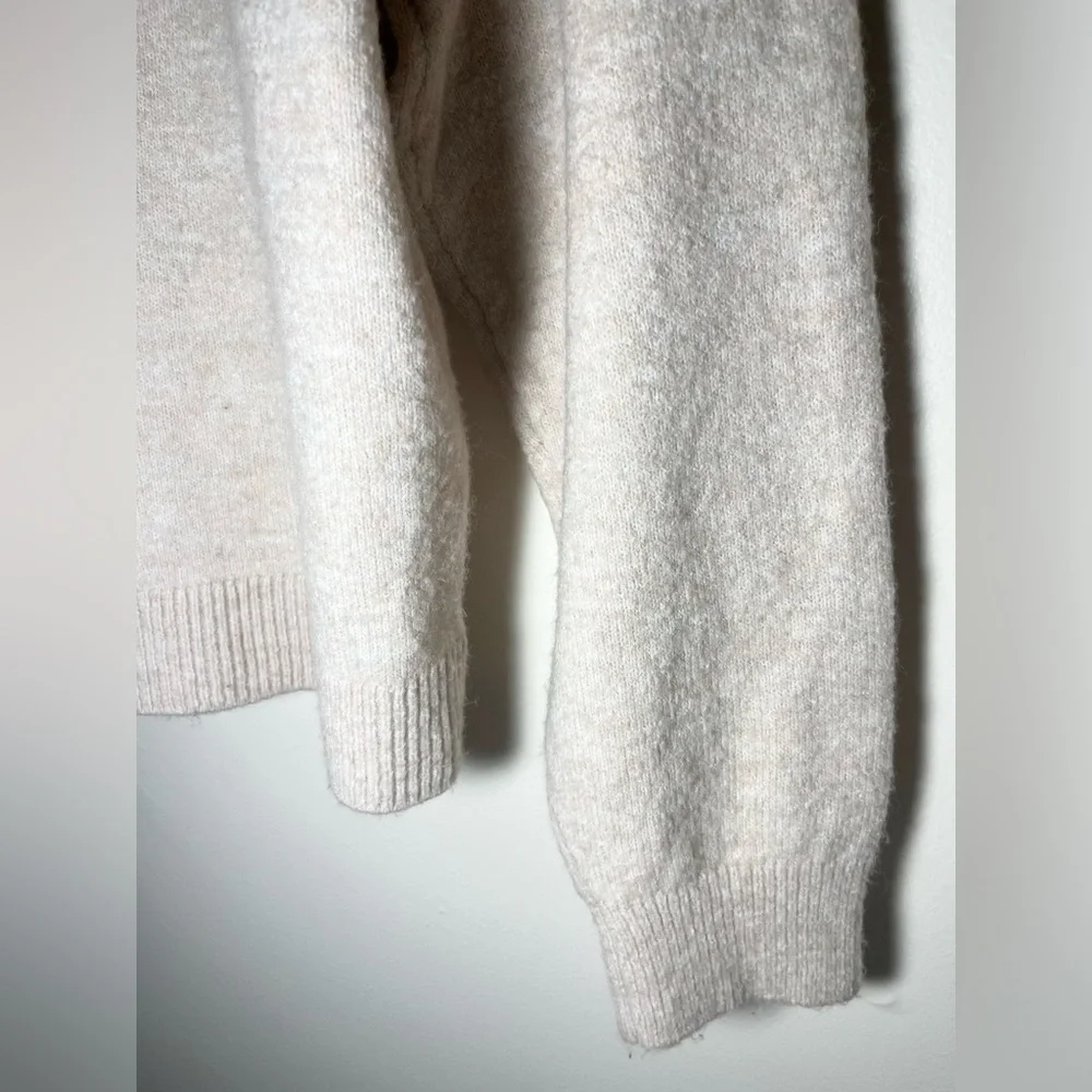 H&M‎ Neutral Knitted Crewneck Sweater Beaded Embellishments | Small